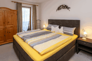 Schlafzimmer FeWo2